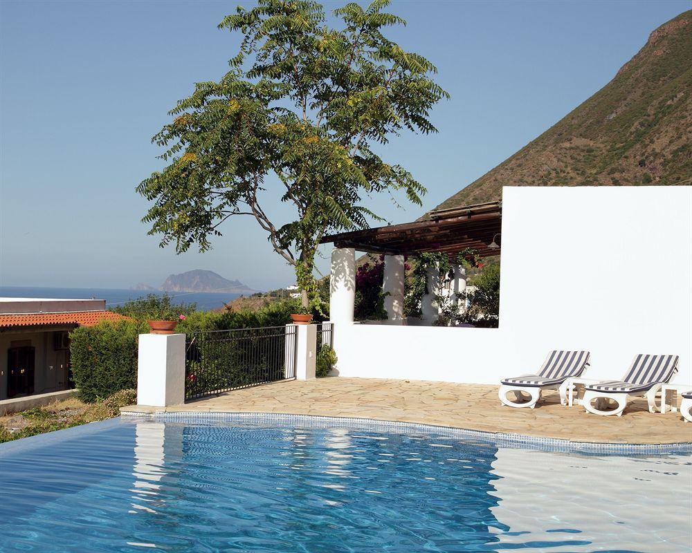 Principe Di Salina Boutique Hotel Malfa  Buitenkant foto