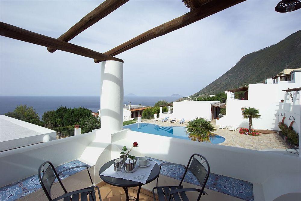 Principe Di Salina Boutique Hotel Malfa  Buitenkant foto