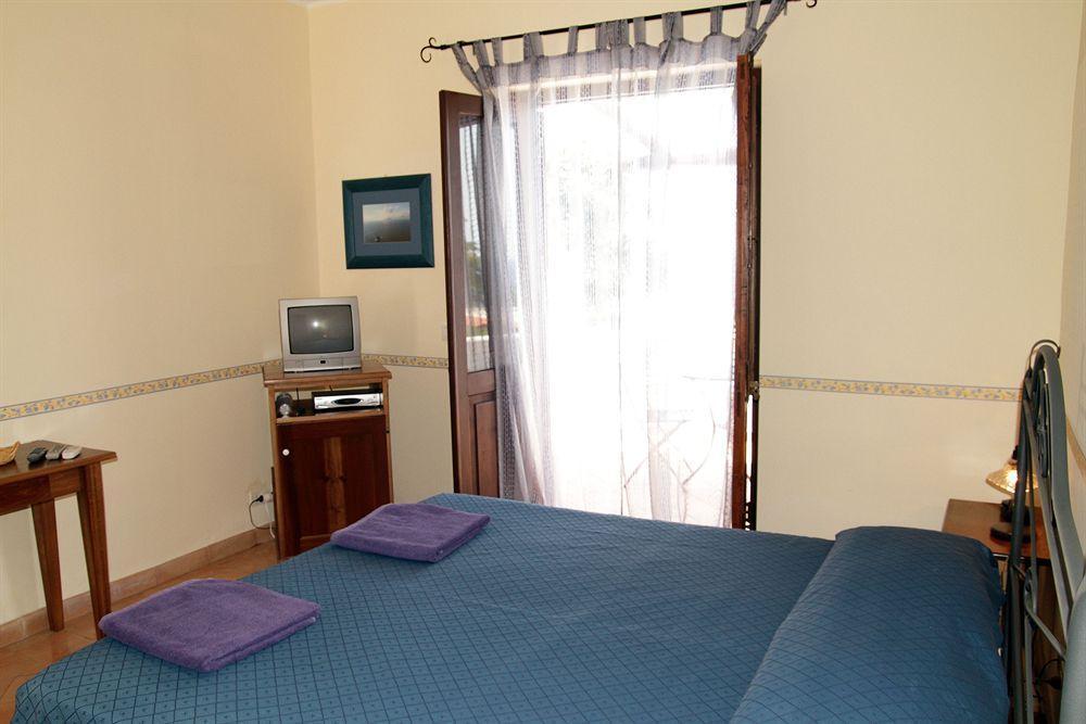 Principe Di Salina Boutique Hotel Malfa  Buitenkant foto