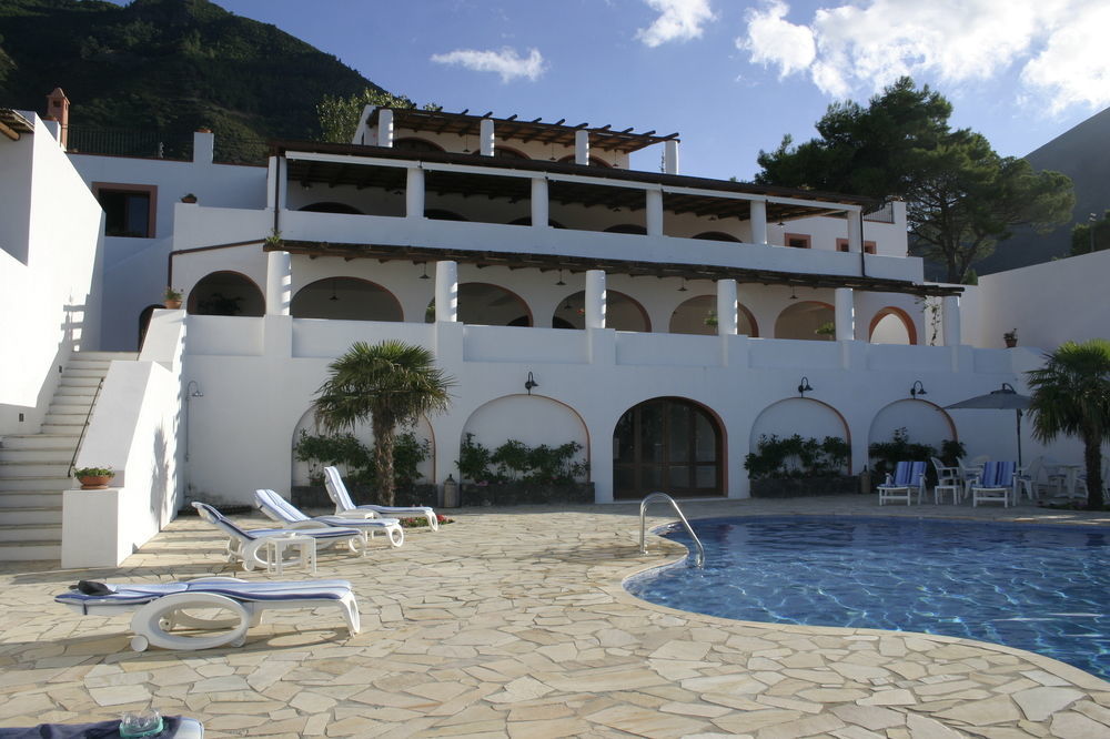 Principe Di Salina Boutique Hotel Malfa  Buitenkant foto